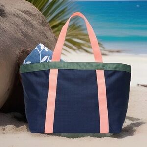 NWT PINK Victoria's Secret Navy and Pink Tote Travel Bag